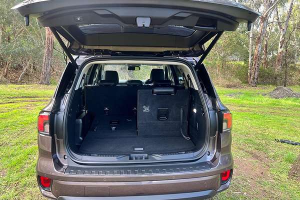 2025 Ford Everest Trend 2.0L thumb-10