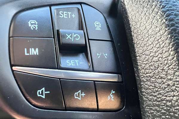 2025 Ford Everest Trend 2.0L thumb-22