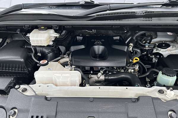 2023 Toyota Hiace GDH300R LWB thumb-10