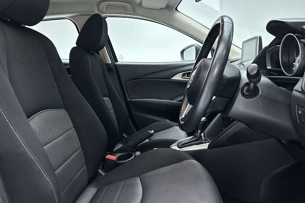 2016 Mazda CX-3 Maxx DK thumb-12