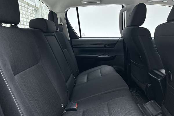2022 Toyota Hilux SR GUN126R 4X4 thumb-10