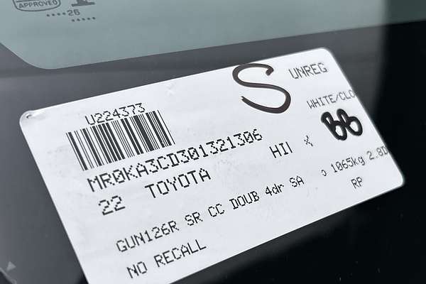 2022 Toyota Hilux SR GUN126R 4X4 thumb-22