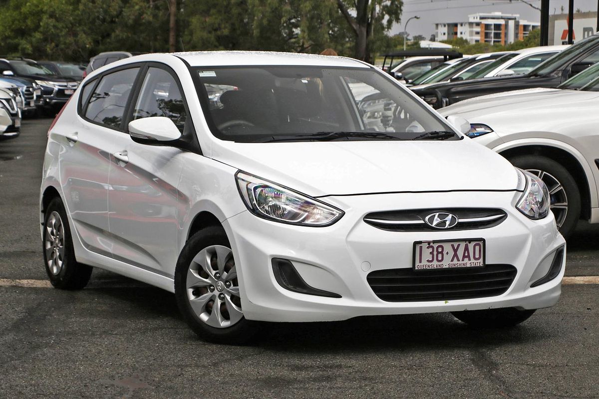 2017 Hyundai Accent Active RB4