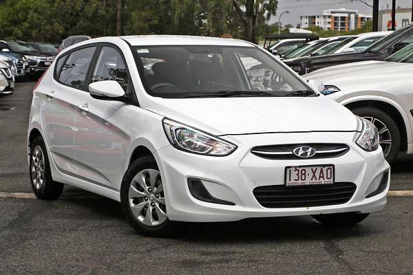 2017 Hyundai Accent Active RB4