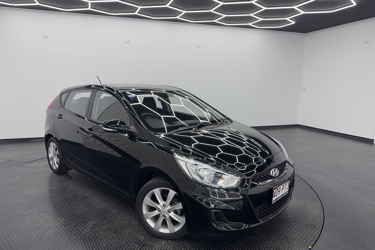 2019 Hyundai Accent Sport RB6
