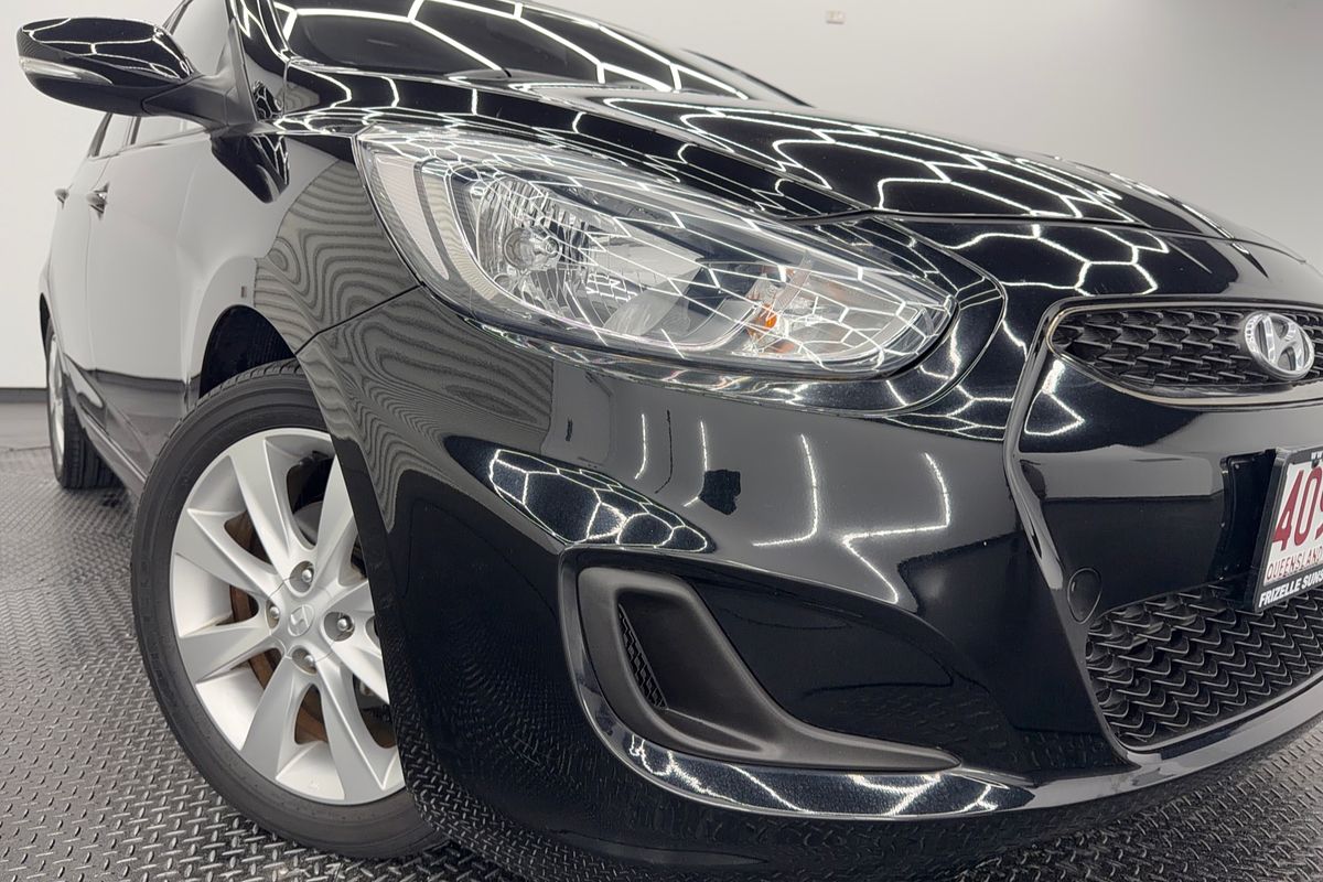 2019 Hyundai Accent Sport RB6