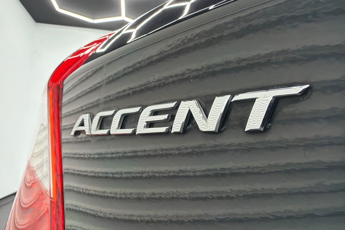 2019 Hyundai Accent Sport RB6