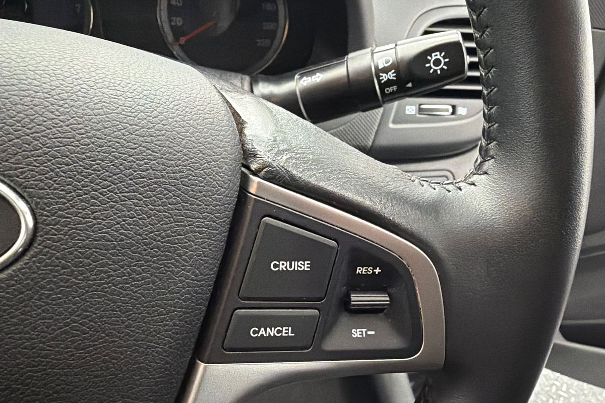2019 Hyundai Accent Sport RB6