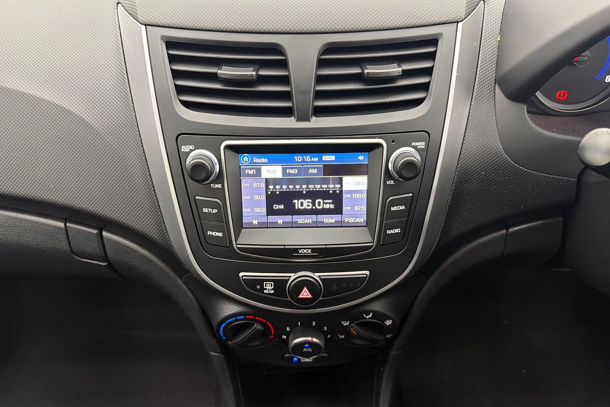 2019 Hyundai Accent Sport RB6