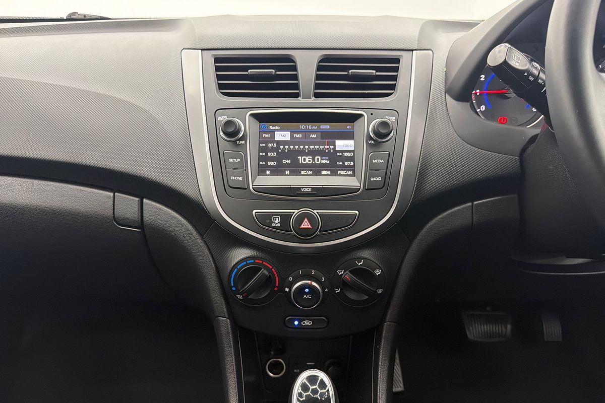 2019 Hyundai Accent Sport RB6