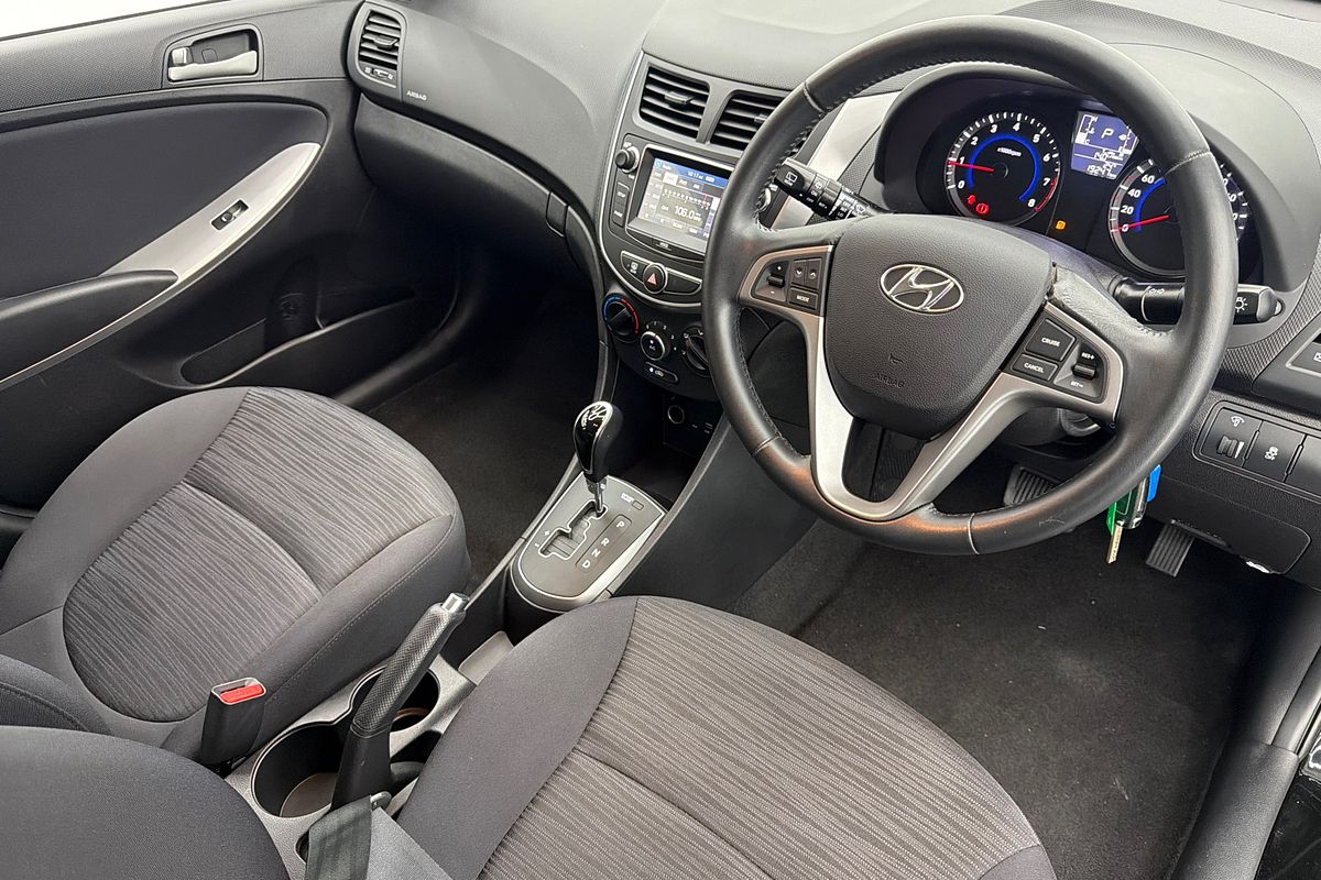 2019 Hyundai Accent Sport RB6