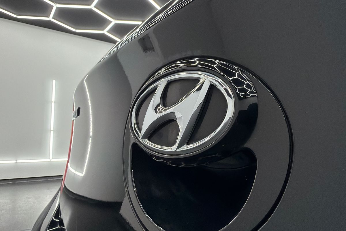 2019 Hyundai Accent Sport RB6