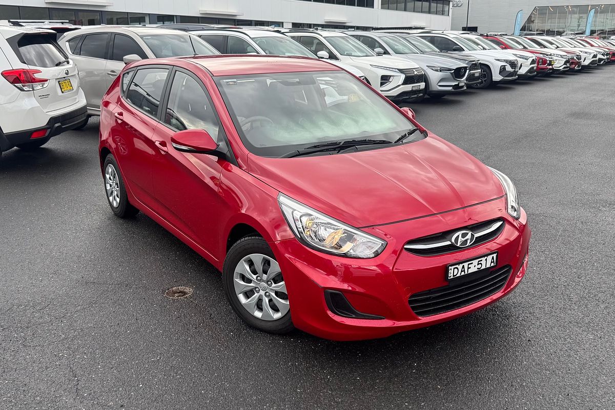 2015 Hyundai Accent Active RB2
