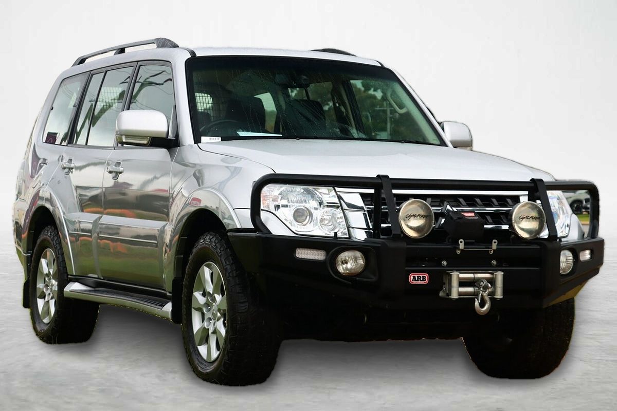 2021 Mitsubishi Pajero GLX NX