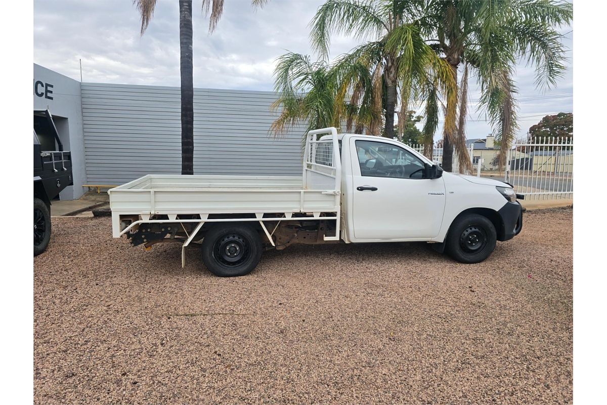 2015 Toyota Hilux Workmate TGN121R