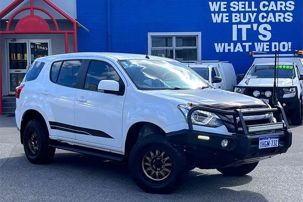 2020 Isuzu MU-X LS-M