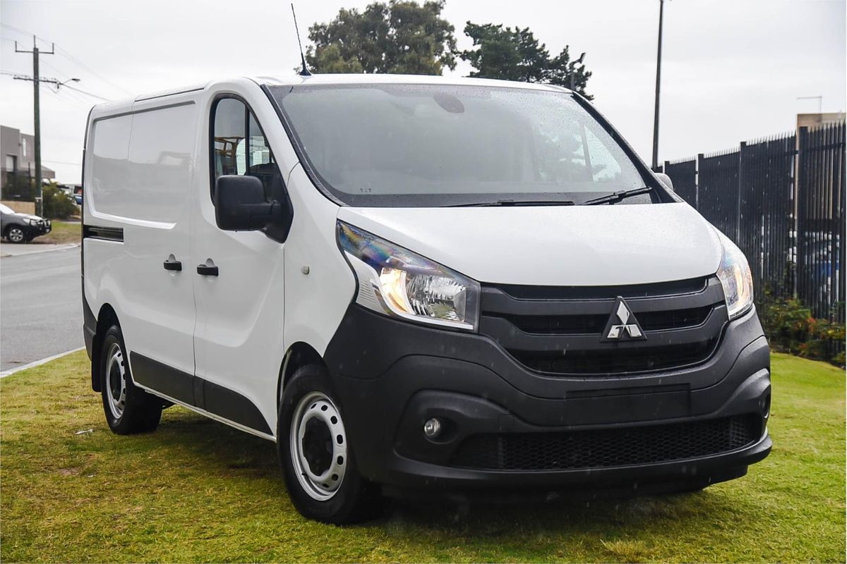 2020 Mitsubishi Express GLX SN SWB
