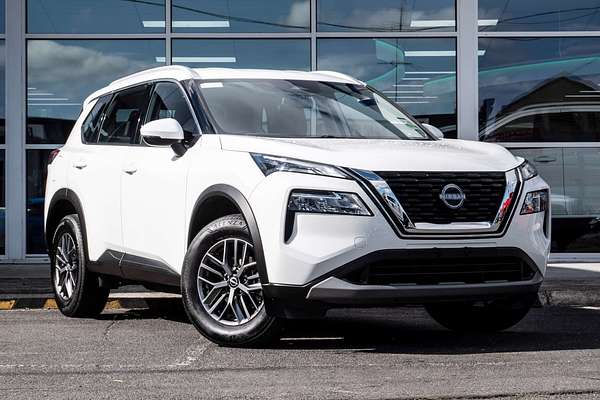 2025 Nissan X-TRAIL ST T33