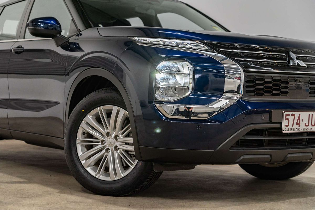 2024 Mitsubishi Outlander ES ZM
