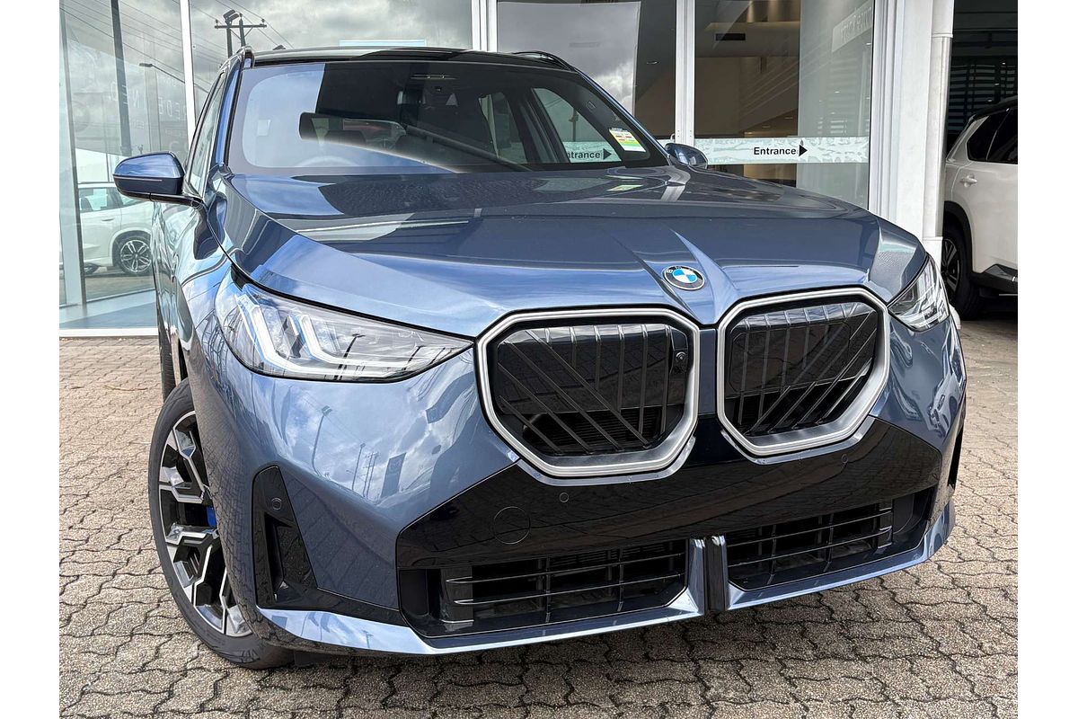 2025 BMW X3 30e xDrive G45