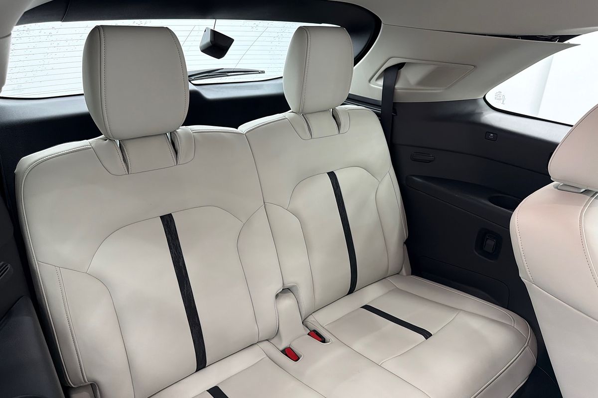 2023 Mazda CX-90 G50e Azami KK