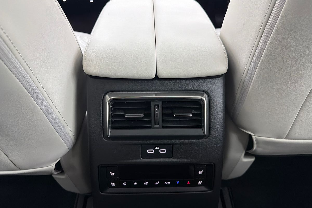 2023 Mazda CX-90 G50e Azami KK