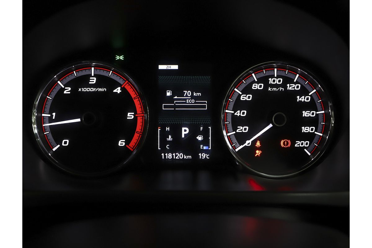 2021 Mitsubishi MR Triton GLX-R 2.4L D 6A/T 4X4 DC PU
