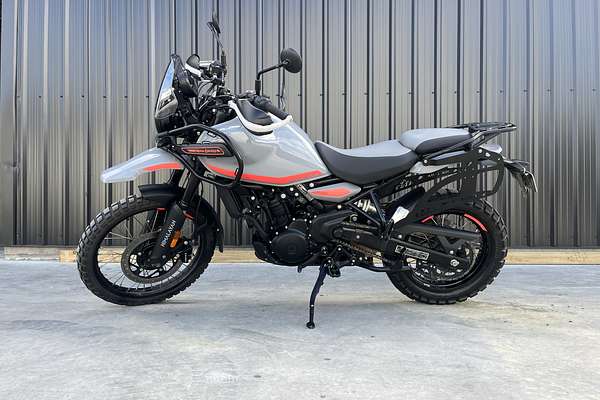 2024 Royal Enfield Himalayan 452