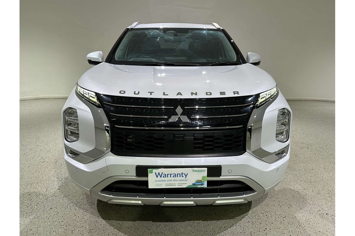 2024 Mitsubishi Outlander Exceed ZM