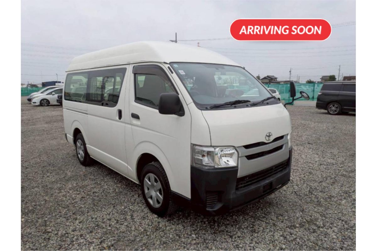 2017 Toyota Hiace Long Low Deck