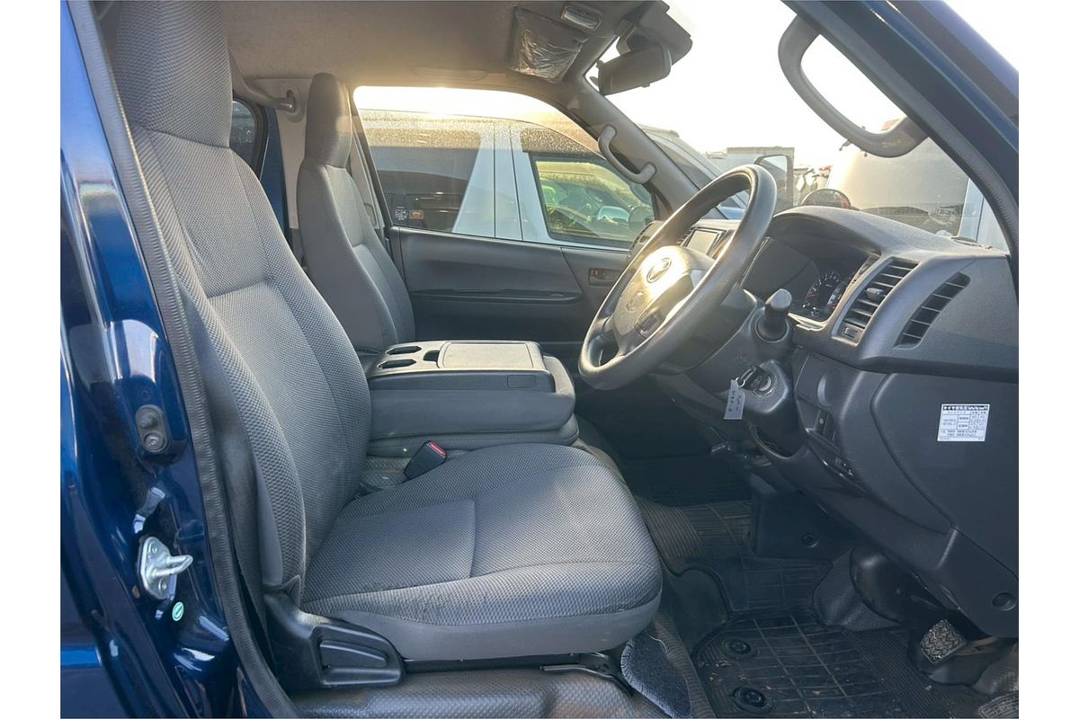 2018 Toyota Hiace DX
