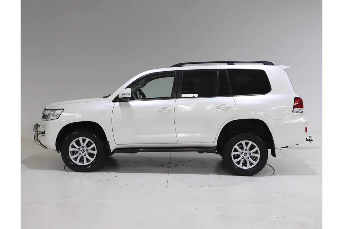 Landcruiser Wagon VX 4.5L T Diesel Automatic 5450790 002