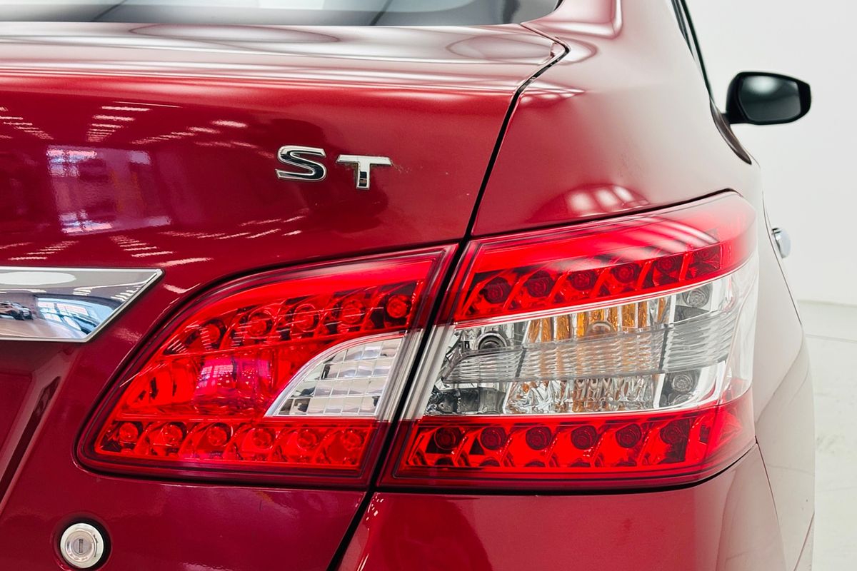 2015 NISSAN PULSAR ST  4D SEDAN 4CYL