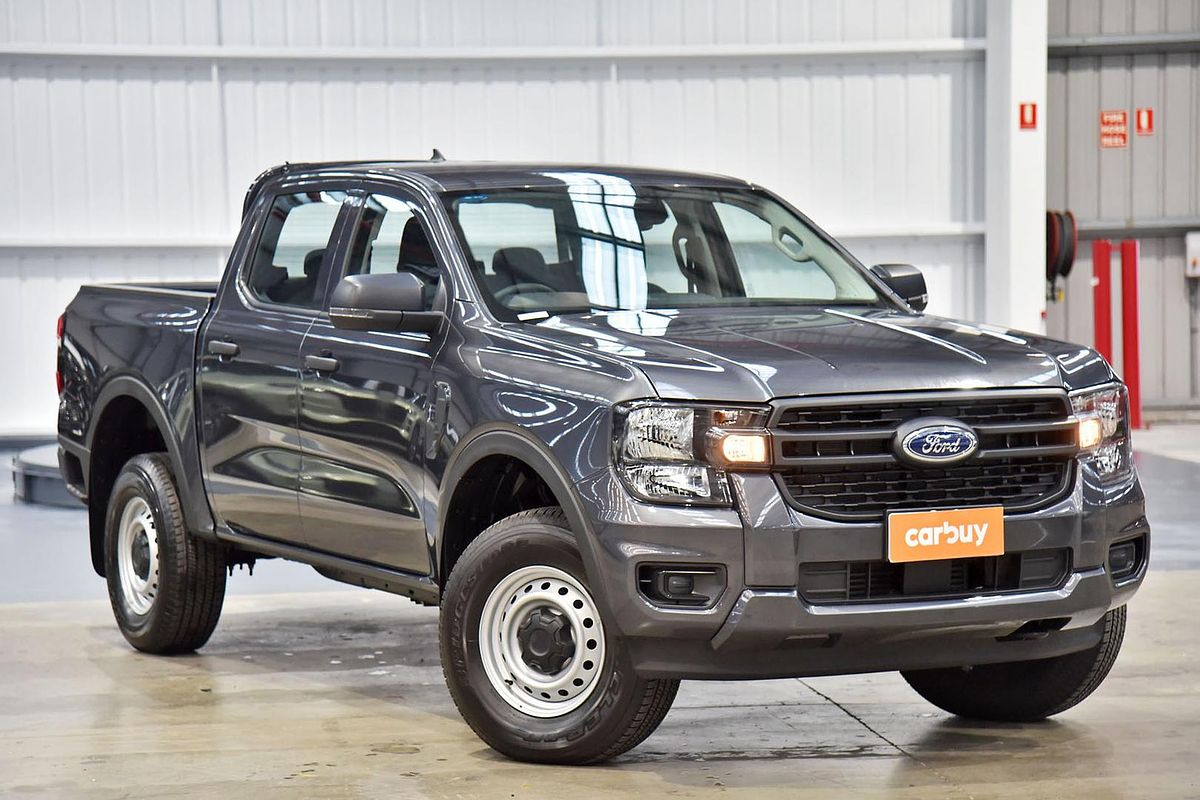 2025 Ford Ranger XL 4X4 2.0L