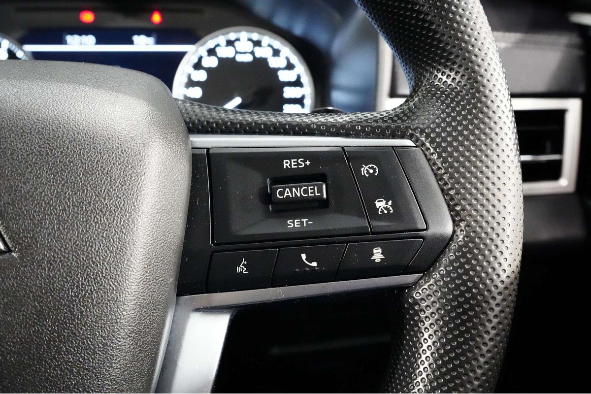 2022 Mitsubishi Outlander ES ZM