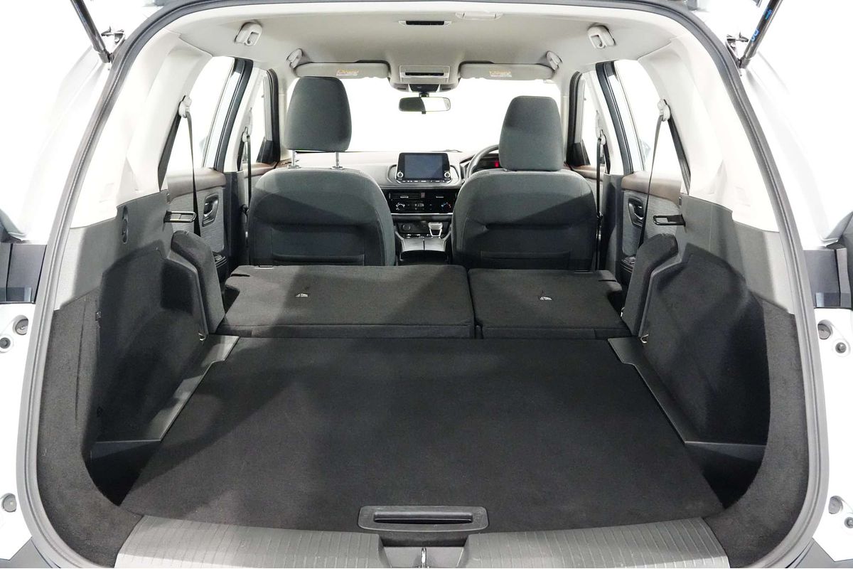 2024 Nissan X-TRAIL ST T33