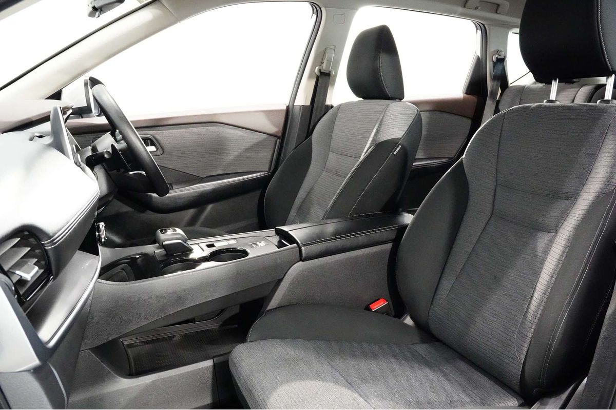 2024 Nissan X-TRAIL ST T33