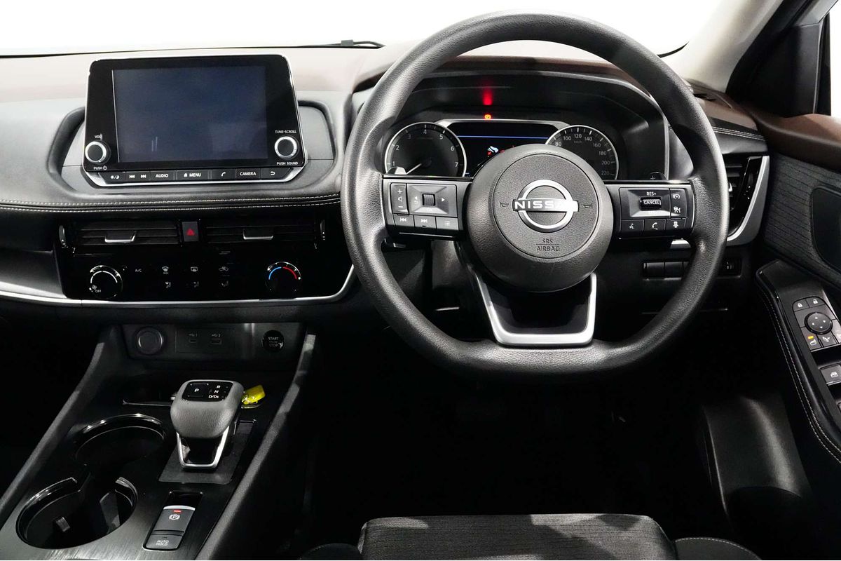 2024 Nissan X-TRAIL ST T33
