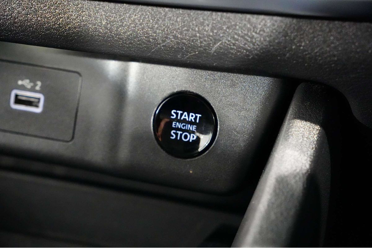 2024 Nissan X-TRAIL ST T33
