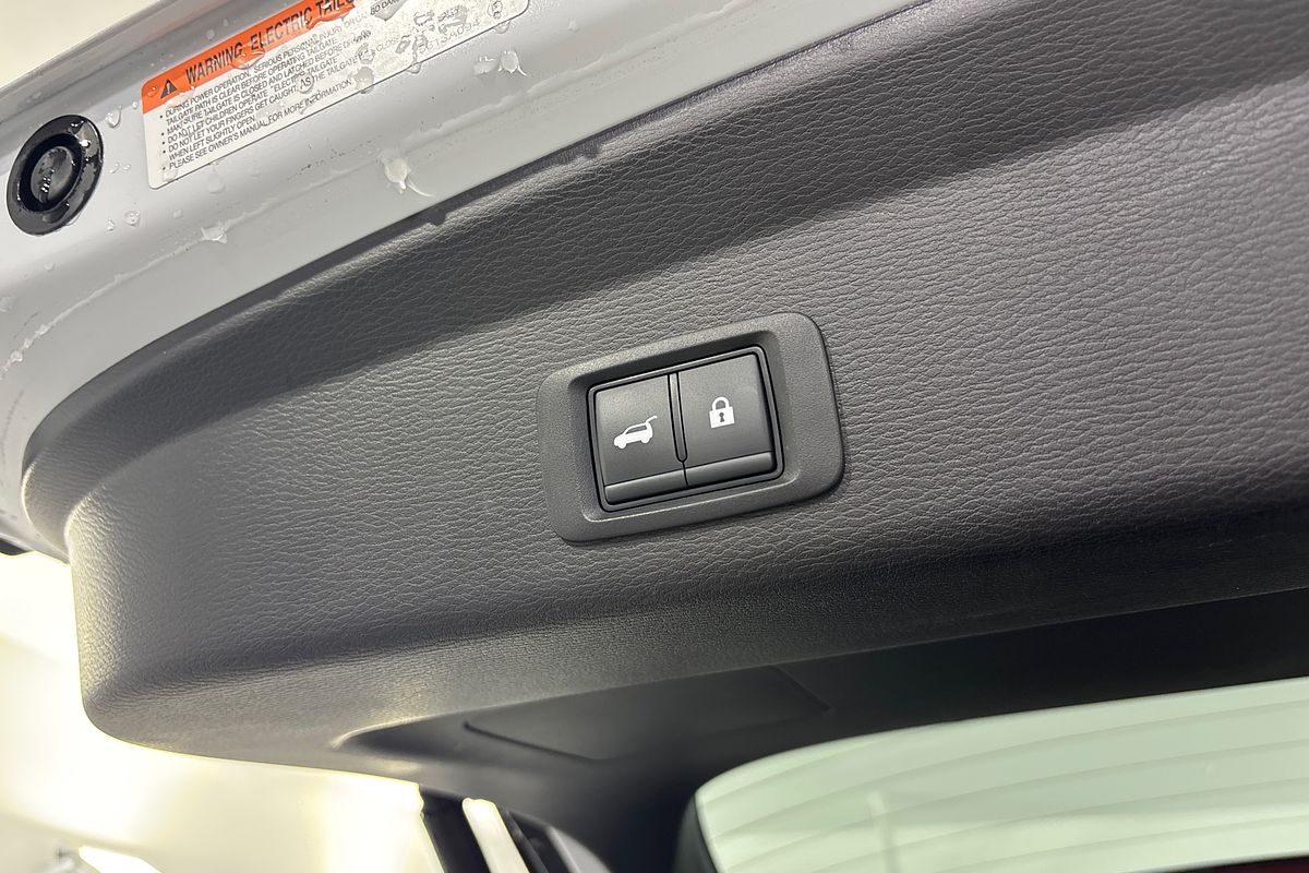 2024 Mitsubishi Outlander PHEV Exceed ZM