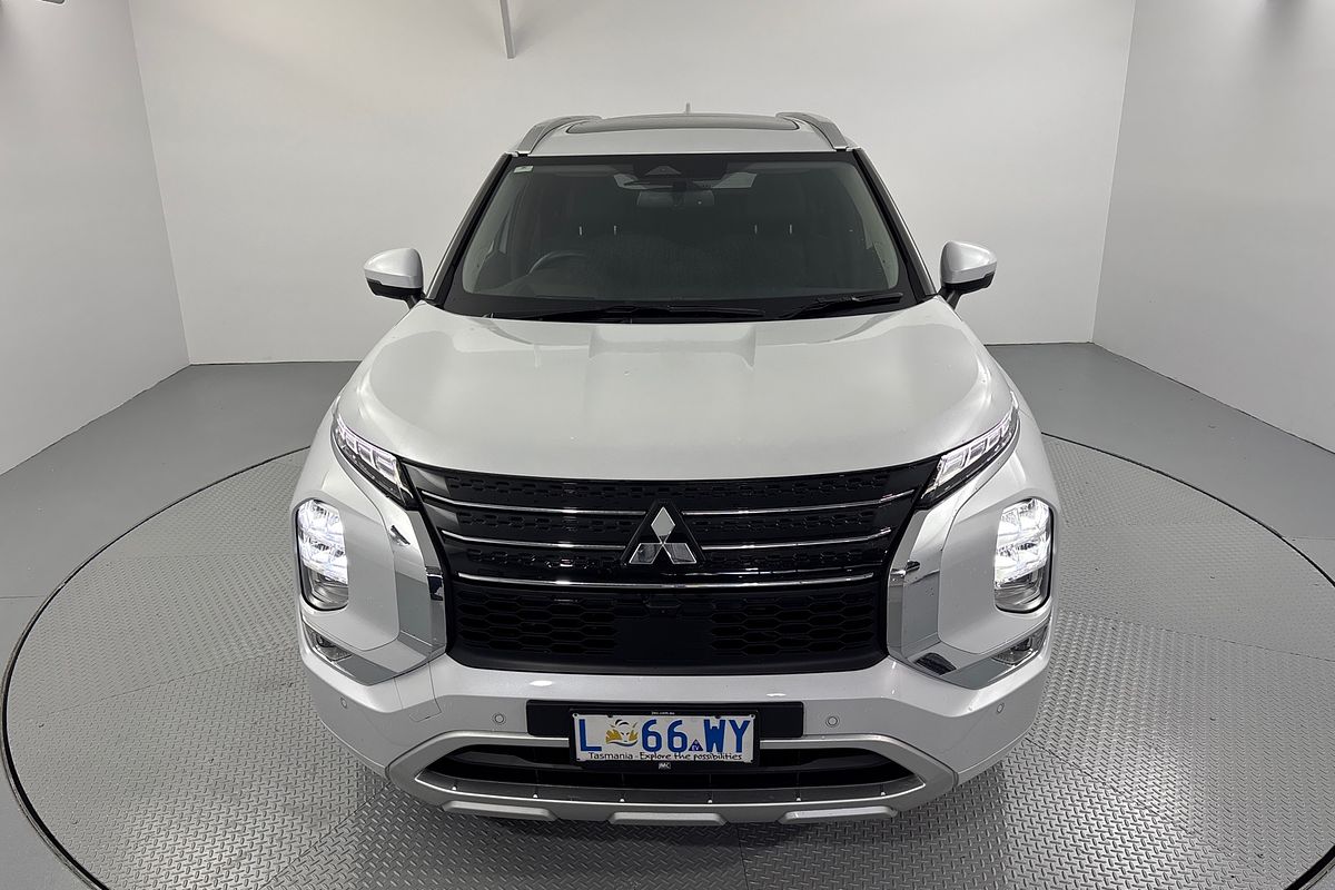 2024 Mitsubishi Outlander PHEV Exceed ZM