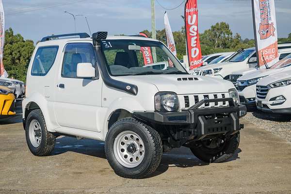 2013 Suzuki Jimny Sierra SN413 T6