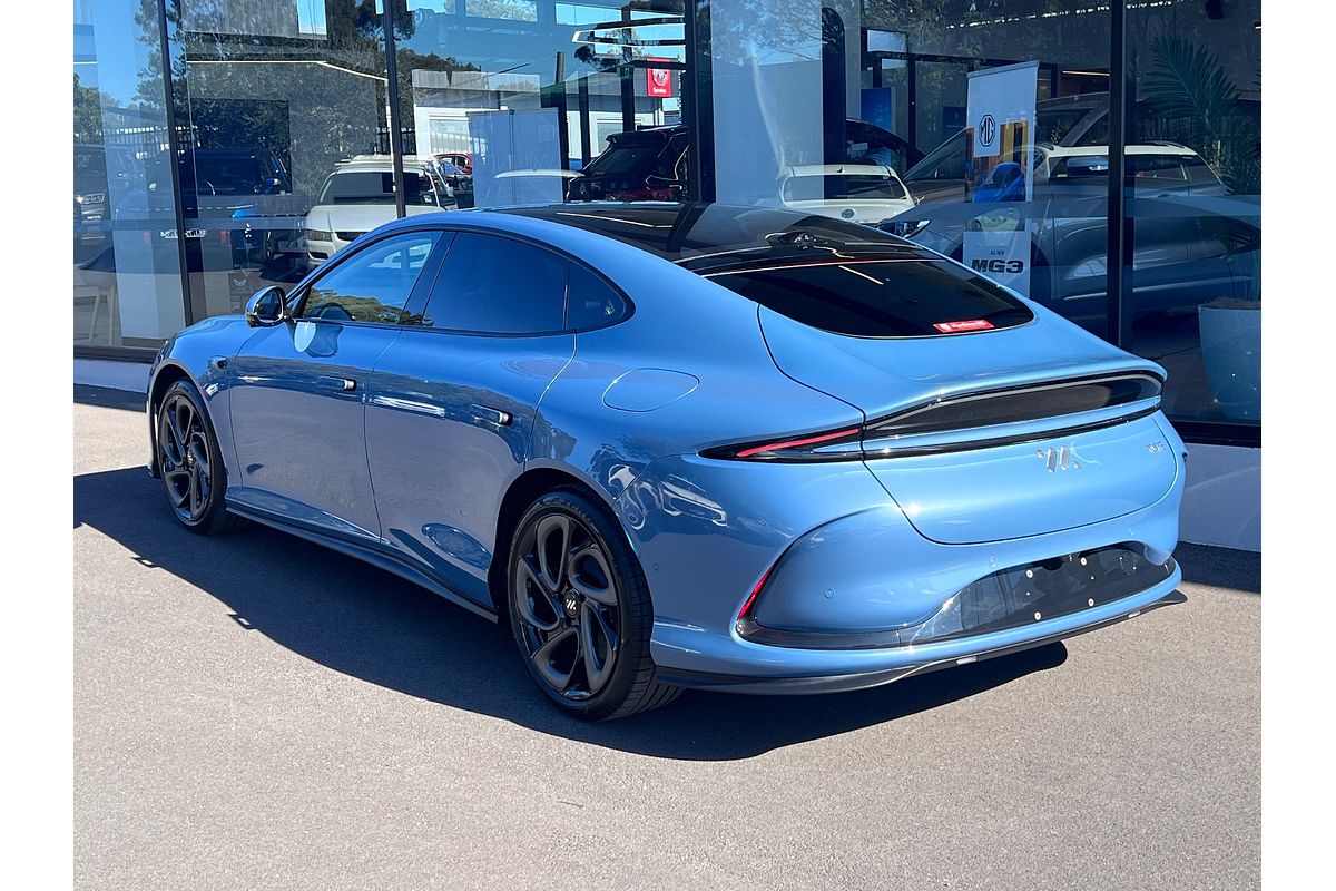 2026 MG IM5 Platinum P12L