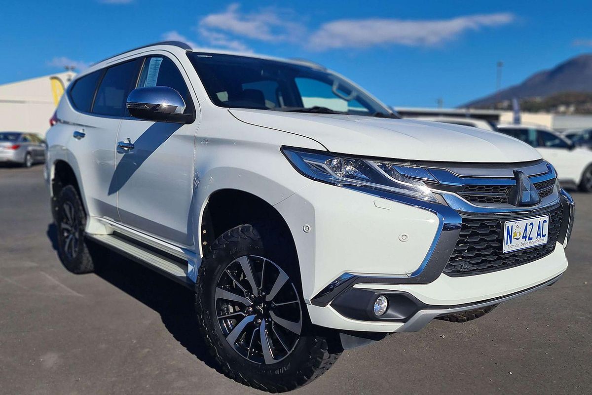 2017 Mitsubishi Pajero Sport Exceed QE