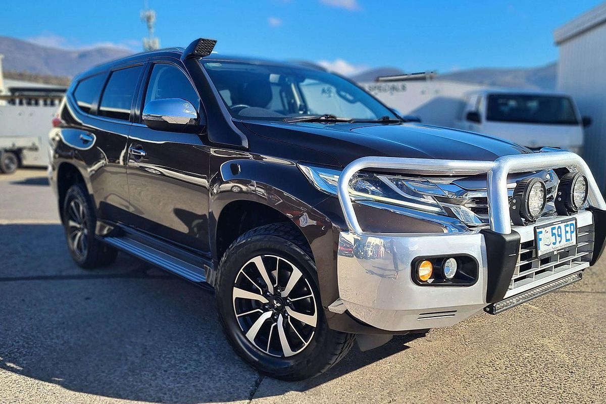 2016 Mitsubishi Pajero Sport GLS QE