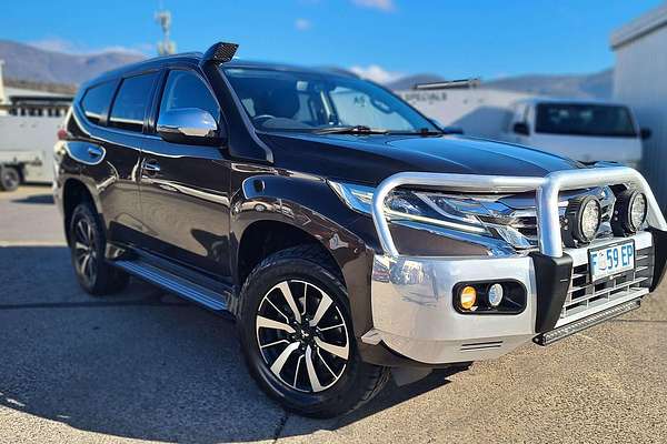 2016 Mitsubishi Pajero Sport GLS QE