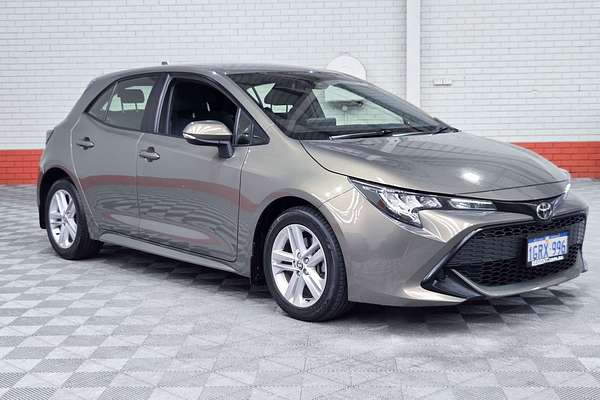 2018 Toyota Corolla Ascent Sport MZEA12R