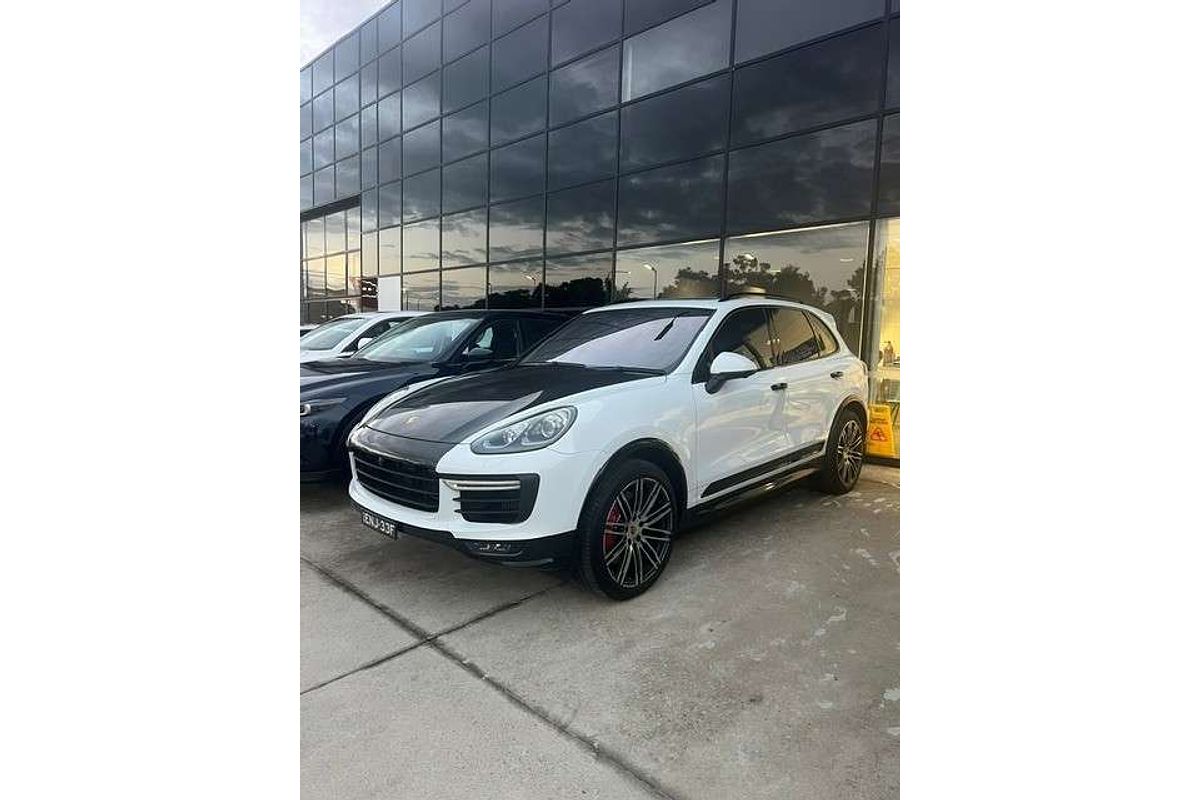 2015 Porsche Cayenne GTS 92A