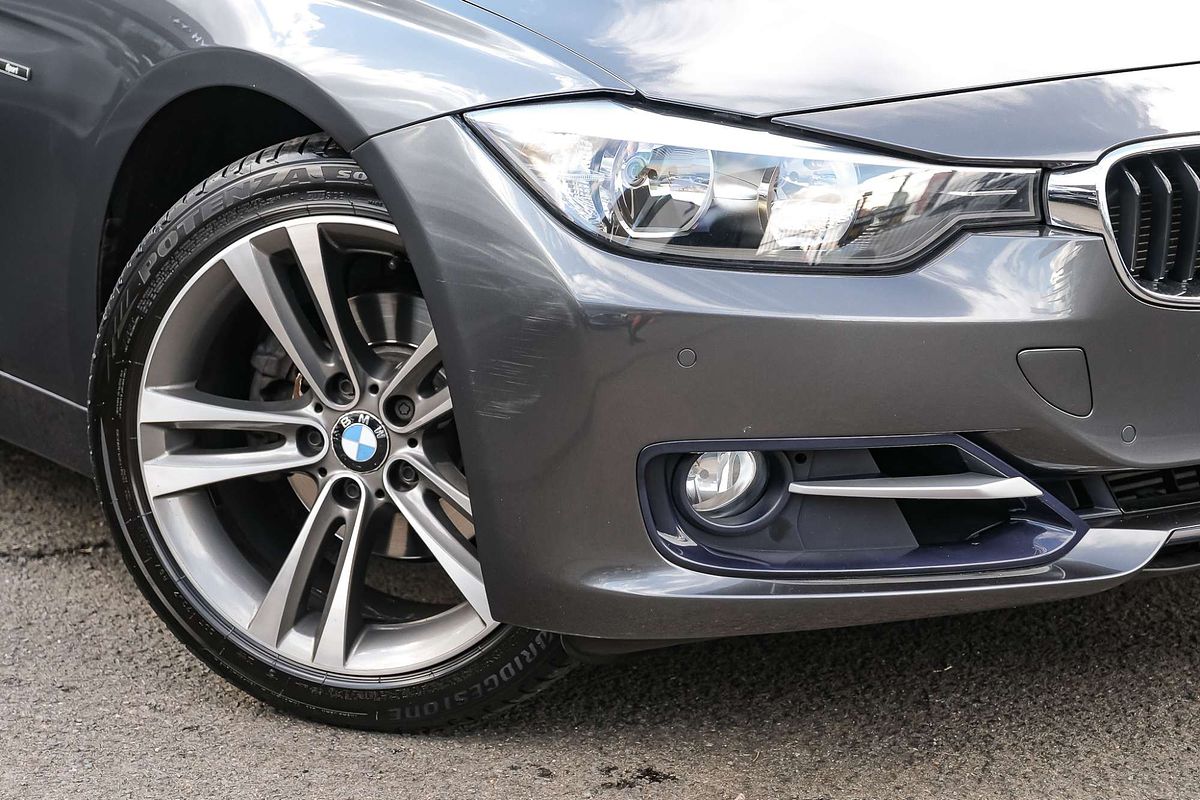 2013 BMW 3 Series 320i F30