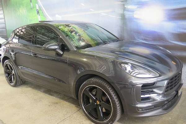 2021 Porsche Macan S 95B